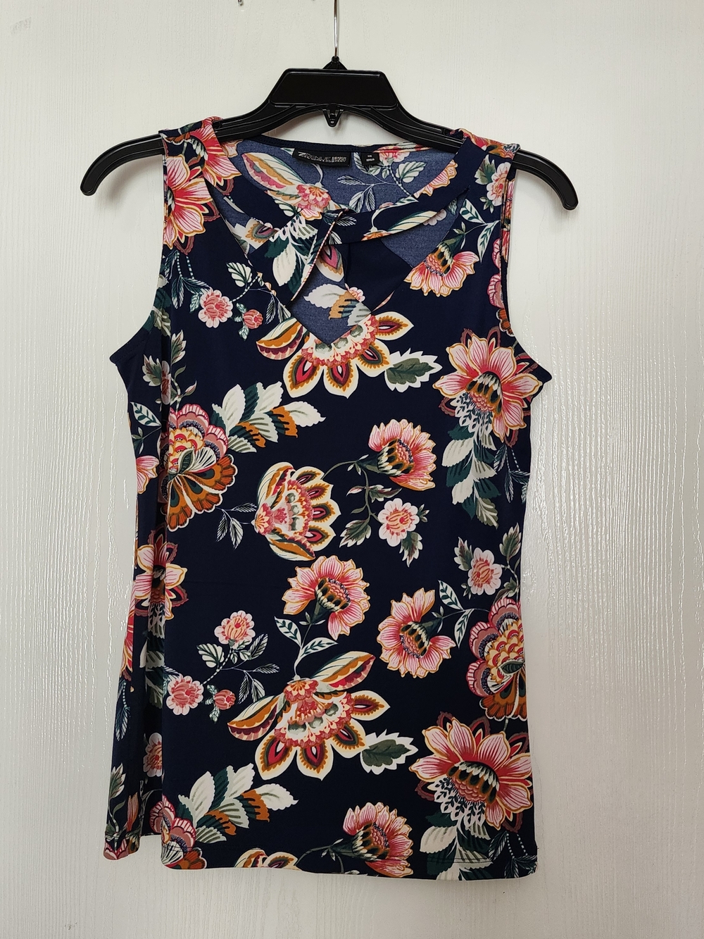 New York & Company Floral Sleeveless Keyhole Tank Top Size XS
